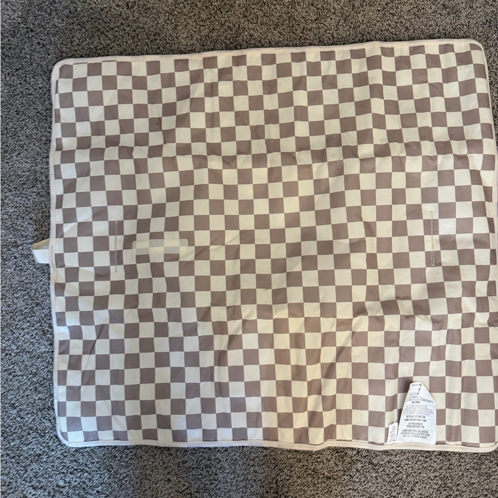 Itzy Ritzy playmat - Picture 2 of 3